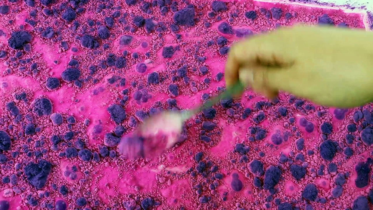 DIY COLOR AND TEMPERATURE CHANGING SLIME! Changes from HOT to COLD! SO COOL! $100 Slime Challenge