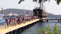 Bodrum'da 'korsan gemilerle' tekne turu meşhur oldu - MUĞLA