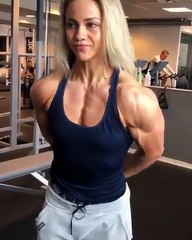 amazing girl  gym workout awesome biceps and cuts must watch