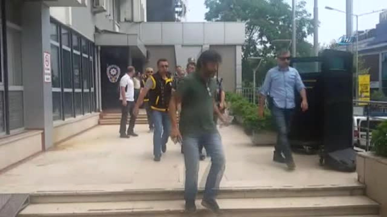Bursa'da Suç Şebekesi Çökertildi