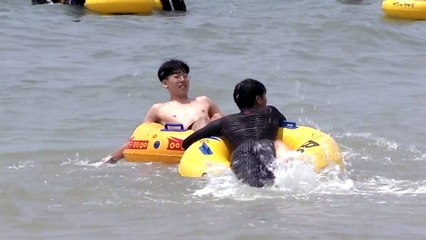 이른 더위에 해수욕장은 벌써 한여름 / YTN