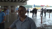 İstanbul Sancaktepe'de Yağmur : Alt Geçitte Araçlar Mahsur Kaldı