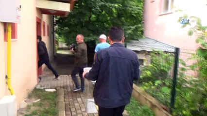 Yaşlı ve hasta vatandaşlar seyyar sandıklarda oy kullandı