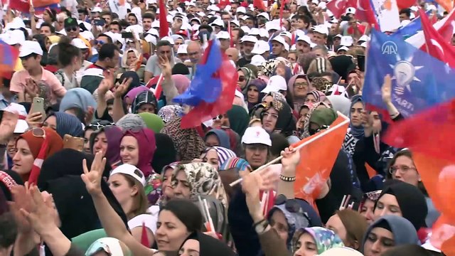 Cumhurbaşkanı Erdoğan: 'Cumhurbaşkanlığı tecrübe ister, Cumhurbaşkanlığı uluslararası camiada bir tanınmışlık ister.' - İSTANBUL