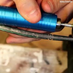 WOW!! He turned two screwdrivers into Deadpool's katanas!! ⚔Credit: Bobby Duke Art