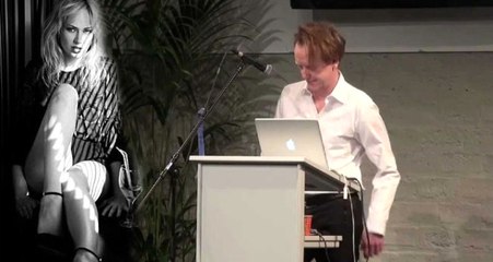 Ünlü Model ile Evli Profesör, Genç Öğrencisi ile Not Karşılığında İlişkiye Girince İşinden Oldu