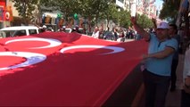 MHP'den AK Parti'ye Bayrak Jesti