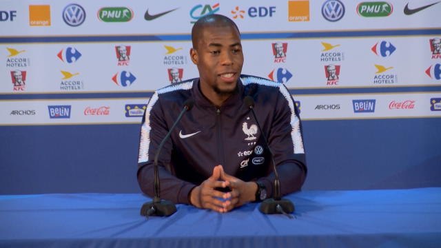 Bleus - Sidibé : On aura peut-être un petit cadeau de Deschamps