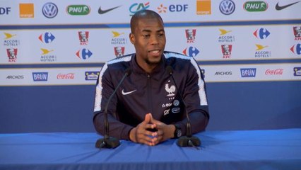 Bleus - Sidibé : "On aura peut-être un petit cadeau de Deschamps"