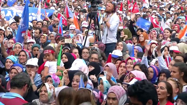 Cumhurbaşkanı Erdoğan: 'Terör örgütüne destek verenlerle, terör örgütünü arkasına alanlarla bu ülkede siyaset yapılmaz' - İSTANBUL