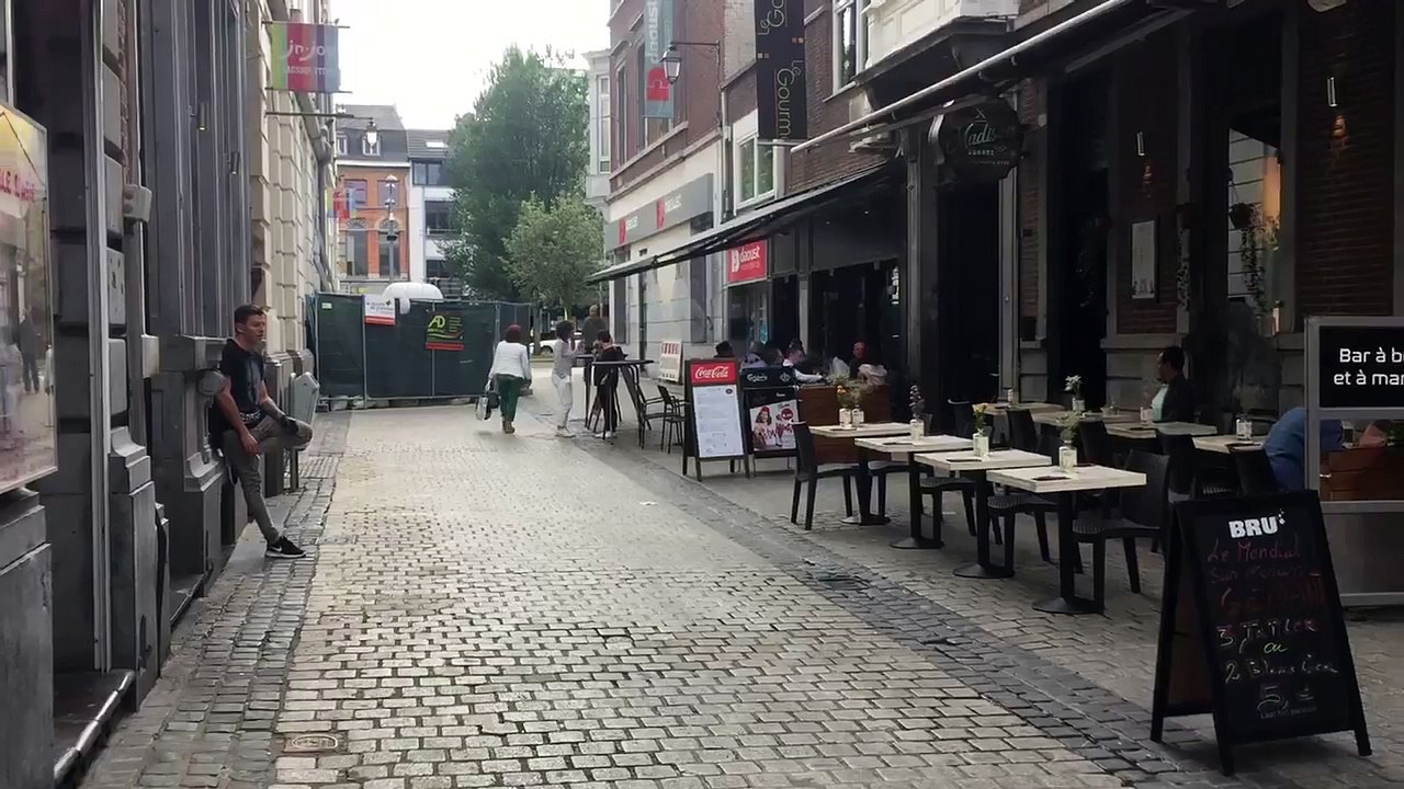 Le carré est vide (2)