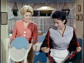 HAZEL · S02 E18 · Hazel's Highland Fling