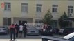 Report Tv - Vlorë, qarkullonte me armë zjarri në qytet, arrestohet 28-vjeçari