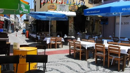 Gözde tatil merkezinin sokakları bomboş kaldı... Tatilciler oy kullanmaya gitti, Çeşme boşaldı