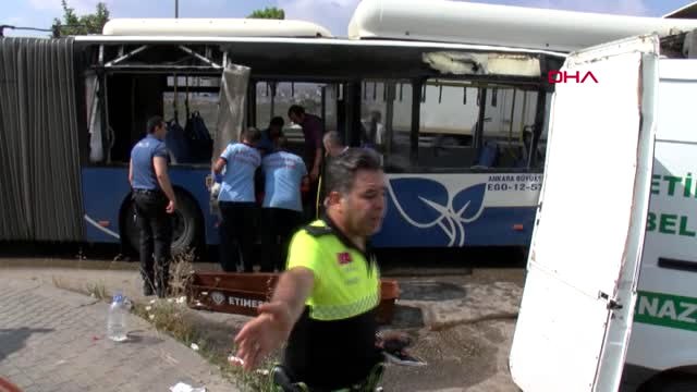 Ankara'da İki Belediye Otobüsü Çarpıştı: 1 Ölü, 16 Yaralı