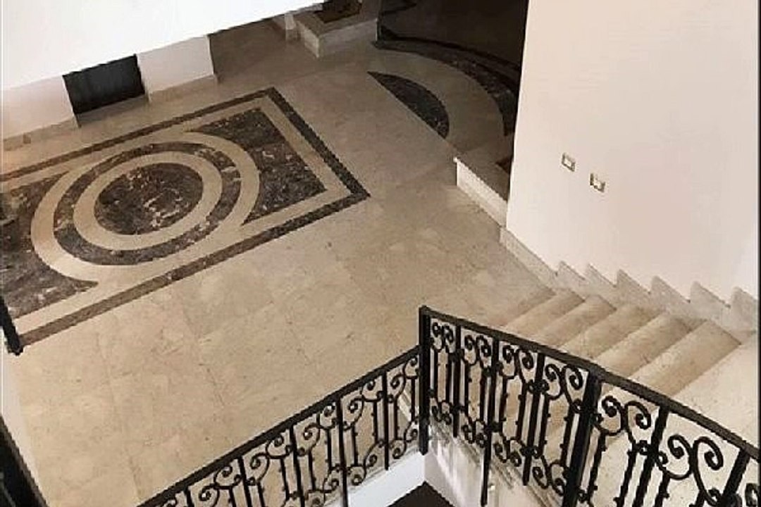 استمتع بسكن راقي في كمبوند الديار بالقاهرة الجديدة فيلا فاخرة باطلاله على النادي للبيع