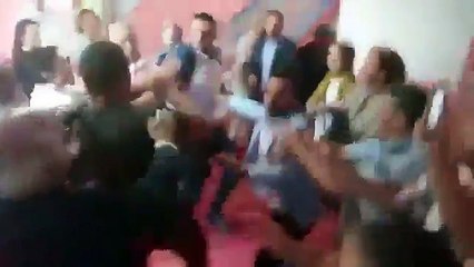 Kocaeli'de AKP'liler müşahitlere saldırdı