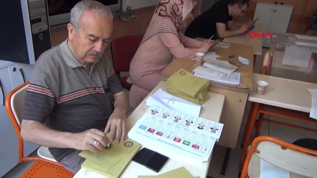 Kahramanmaraş Kahramanmaraş'ta Oy Verme İşlemi Başladı
