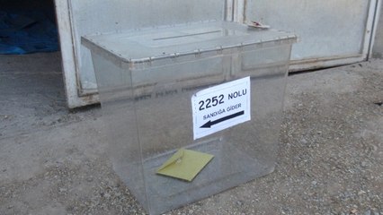 Seçimin İlk Sandığı 2 Seçmenin Olduğu Batman'ın Yolveren Köyünde Kapandı