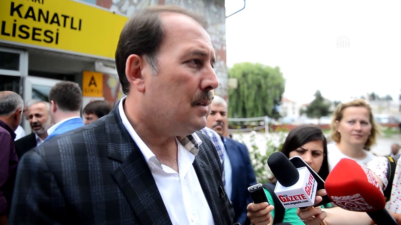 AK Parti Genel Başkan Yardımcısı Karacan oyunu kullandı - ESKİŞEHİR