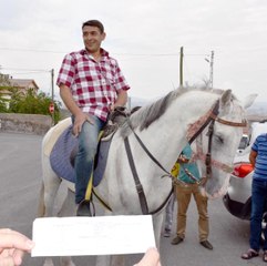 Kayseri'de Bir Seçmen Oy Kullanmaya Atla Geldi