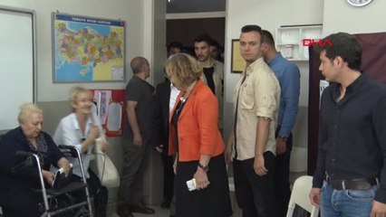 İstanbul Doğu Perinçek Oyunu Kullandı