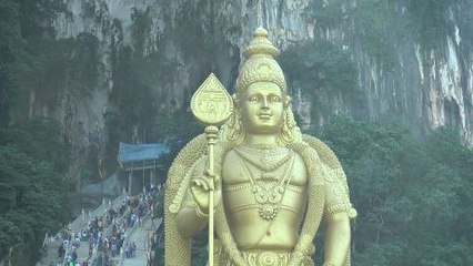 Rally calls for reform of temple committee