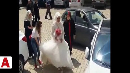 Gelinliğiyle oy kullanmaya gitti