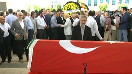 Başbakan Yıldırım, Adnan Ertürk’ün cenaze namazına katıldı