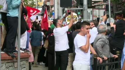 Tải video: Cumhurbaşkanı Erdoğan, Huber Köşkü'ne geçti - İSTANBUL