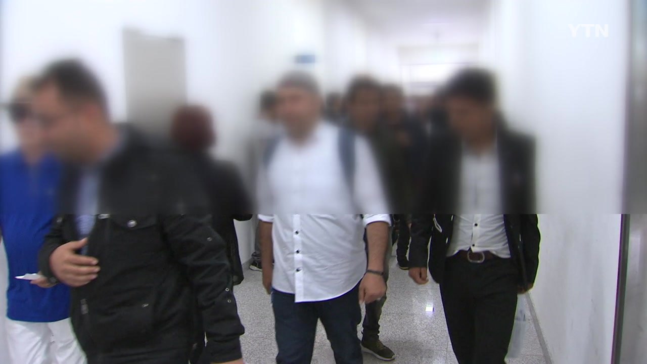 서로 '너희가 받아라'...EU 난민 갈등 심화 / YTN