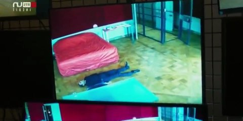 La Mante S1E4 FRENCH   Part 01