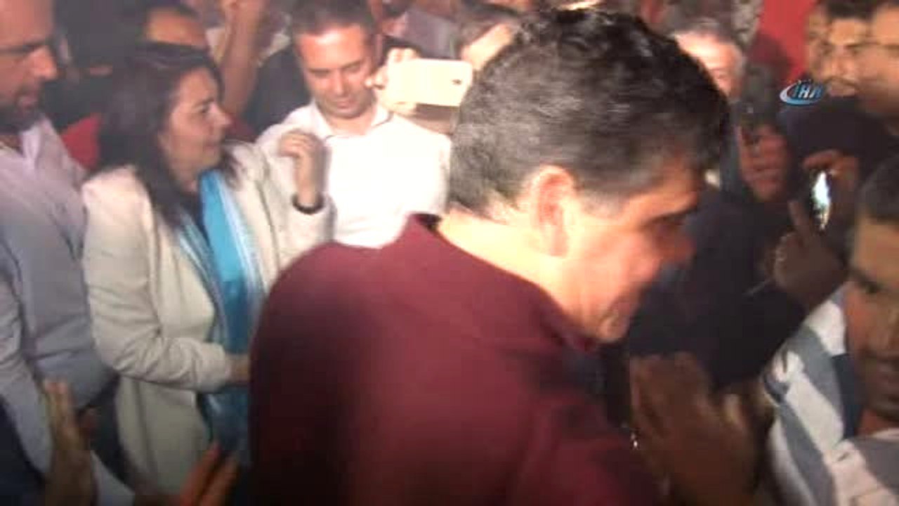 AK Parti Grup Başkanvekili Turan Davul Çalarak Seçim Sonucunu Kutladı