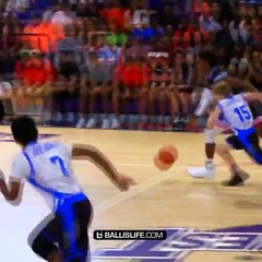 Sous les yeux de ses parents, LeBron James Jr (13 ans) monte au dunk