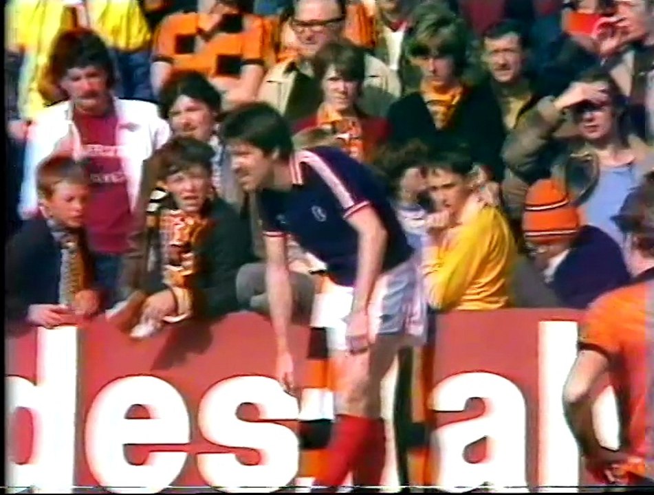 12/09/1981 - Dundee United v Dundee - Scottish Premier Division - Extended Highlights
