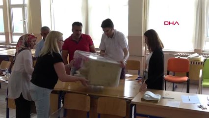 Edirne'de Sandıklar Sayıldı, Adliyeye Getiriliyor Hd