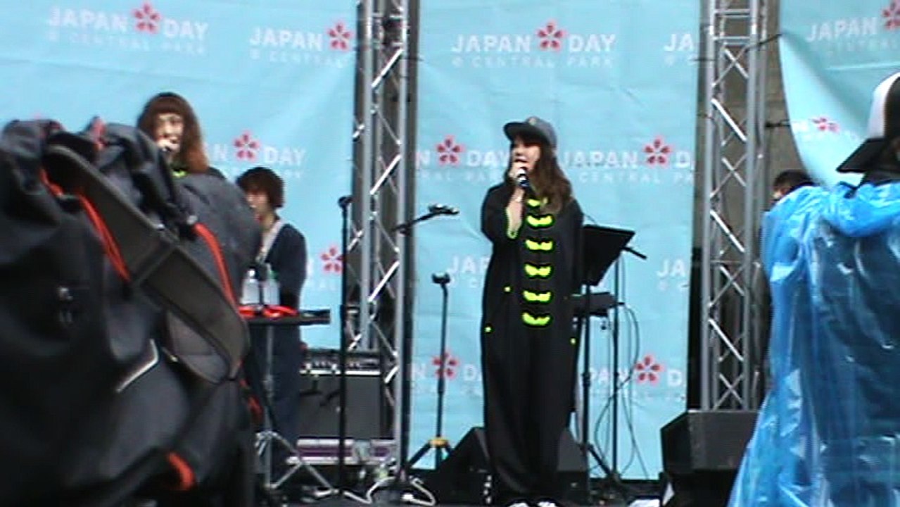 Japan Day NYC 05-13-2018: Puffy AmiYumi - Teen Titans Theme