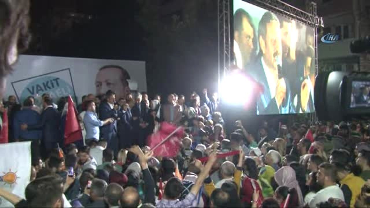 Başbakan Yardımcısı Fikri Işık: "Bir Destan Daha Yazdınız"