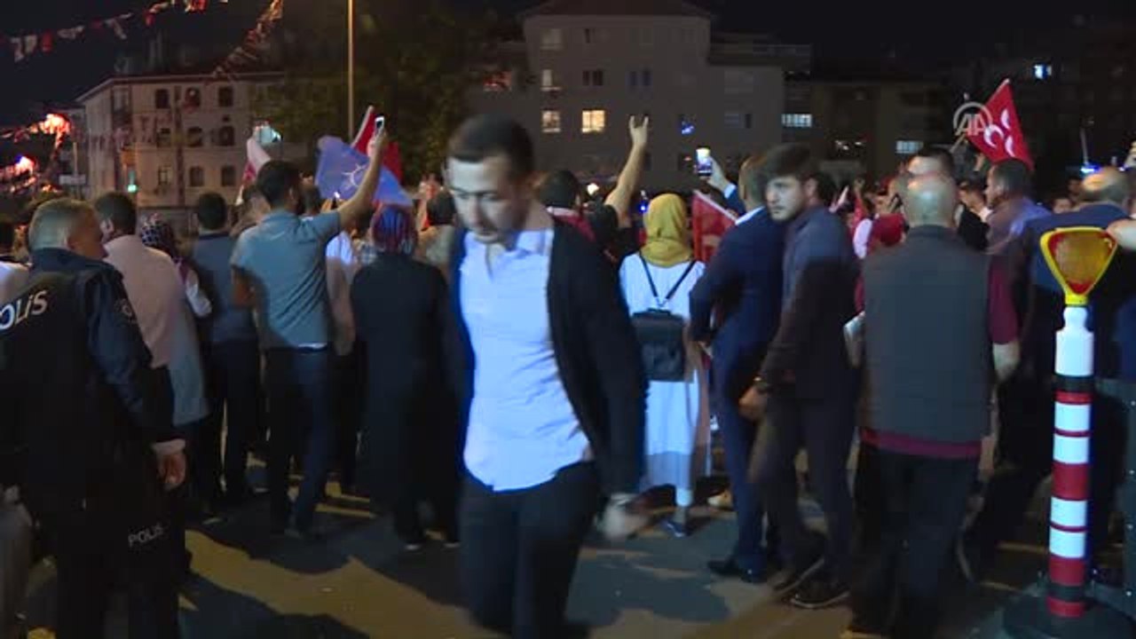 Bahçeli: "Çok Şükür Türk Milletinin Kutlu İradesi Sandıkta Tecelli Etmiştir"