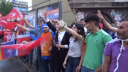 AK Parti'nin Zaferi Coşkuyla Kutlandı