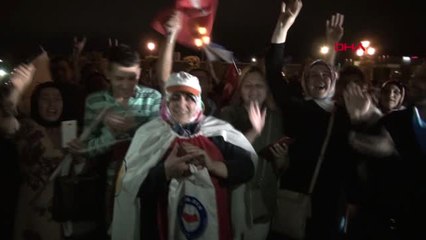 Samsun, Seçim Sonuçlarının Ardından Sokaklara Döküldü Hd