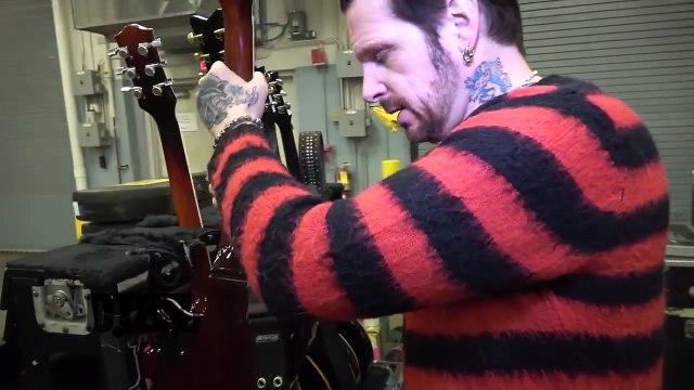 Ricky Warwick (of Black Star Riders and Thin Lizzy) - GEAR MASTERS Ep. 213