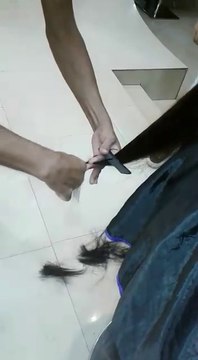 Long layered haircut for women - Quick and Easy haircut