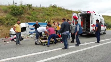 Bursa Suriyeli İşçileri Taşıyan Kamyonet Devrildi 2 Ölü, 29 Yaralı Hd