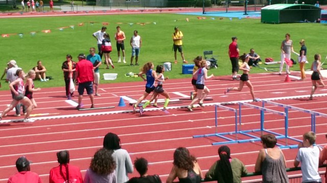 Régionaux de Normandie 2018 à Caen 800m Camille Ouine