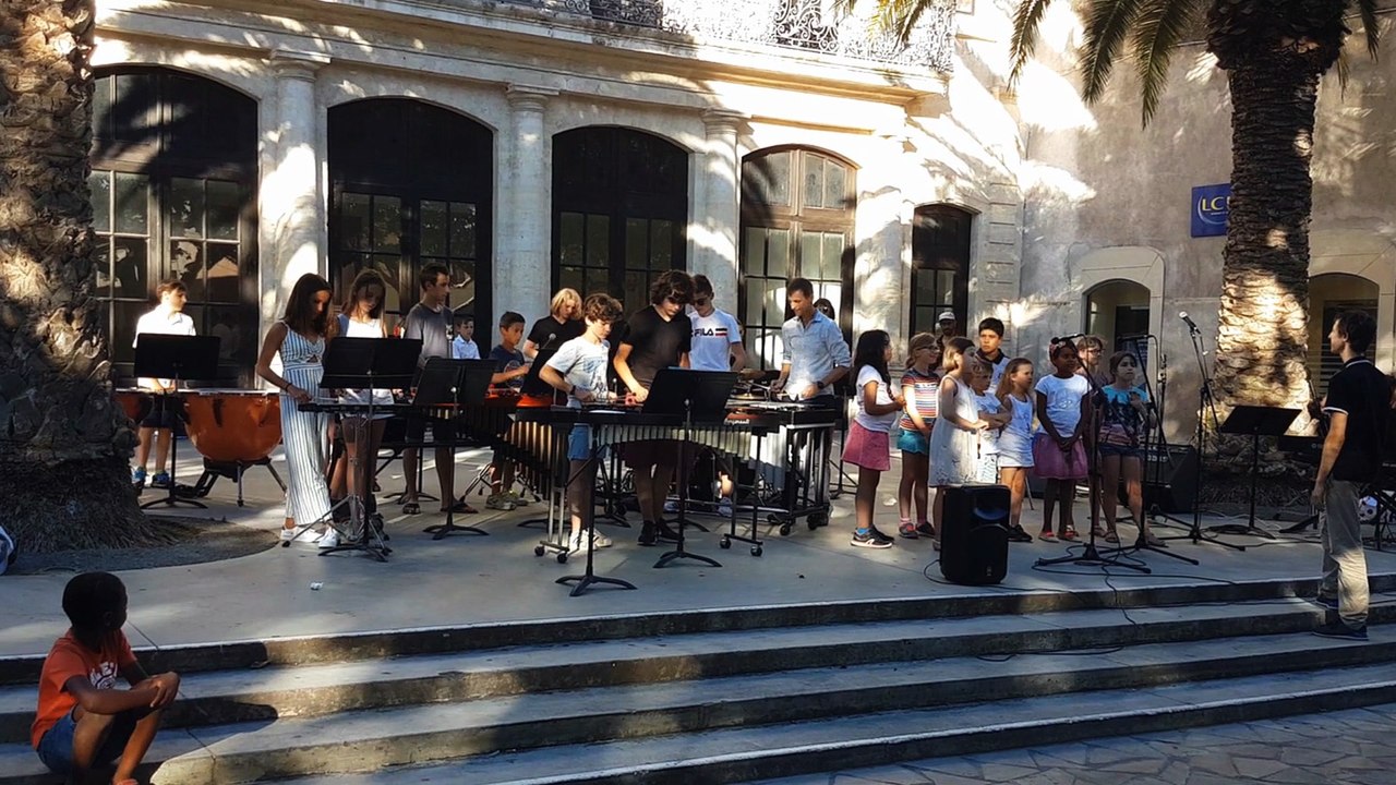 Hommage à Jacques Higelin par l'école de musique de Mèze