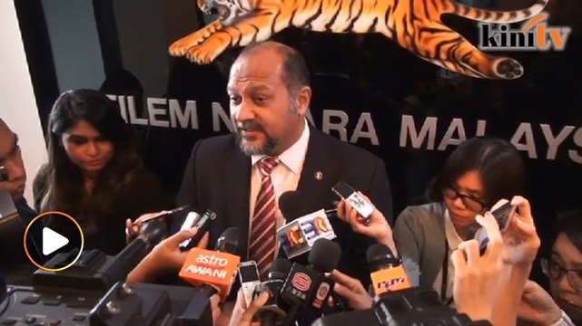 Menteri mahu Finas kaji semula pemberian dana