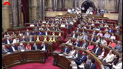 MONUMENTAL SOMANTA de este CATALÁN al Govern de TORRA por la REAPERTURA de las EMBAJADAS CATALANAS