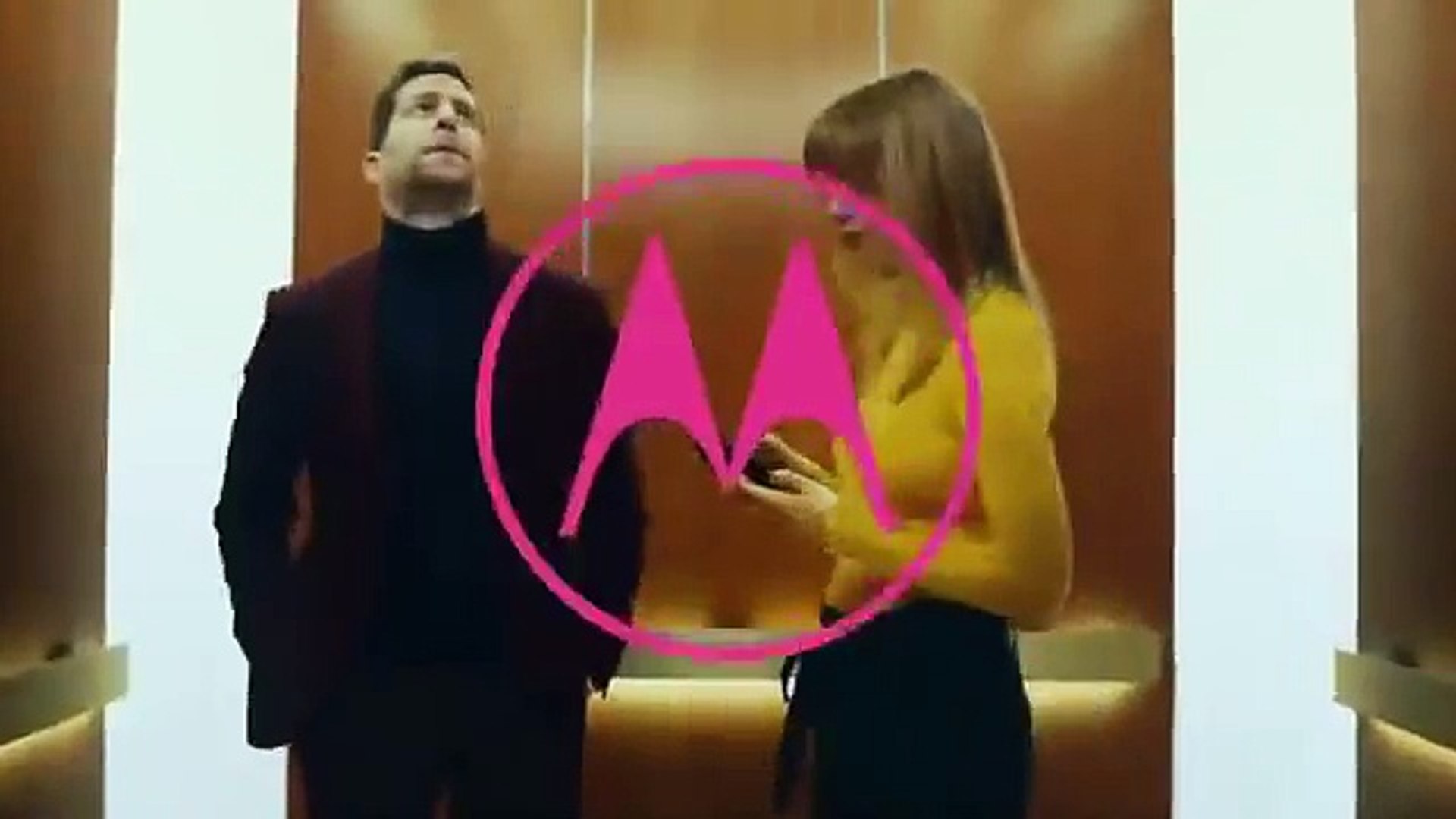 ⁣Elevator: Funky Place' - Motorola Smart Speaker With Amazon Alexa TV Commercial