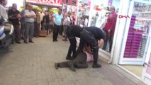 Karaman İç Çamaşırı Mağazasındaki Kadınları Taciz Ettiği İddiasıyla 2 Kişiye Gözaltı